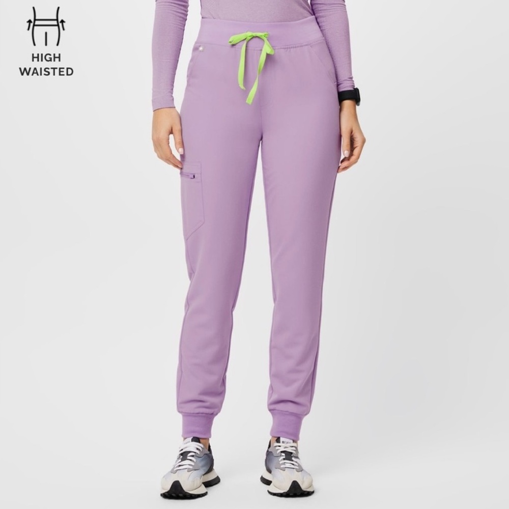 Figs Lavender Dew Zamora Joggers 💜